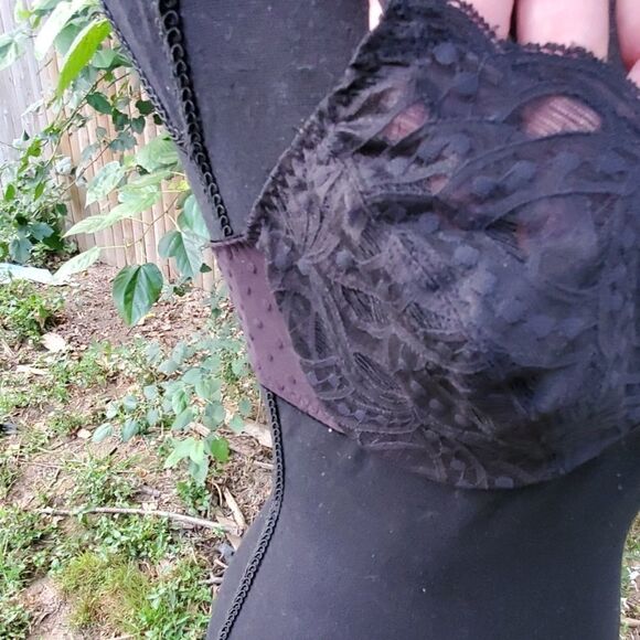 Lace Bra  - Picture 6 of 8